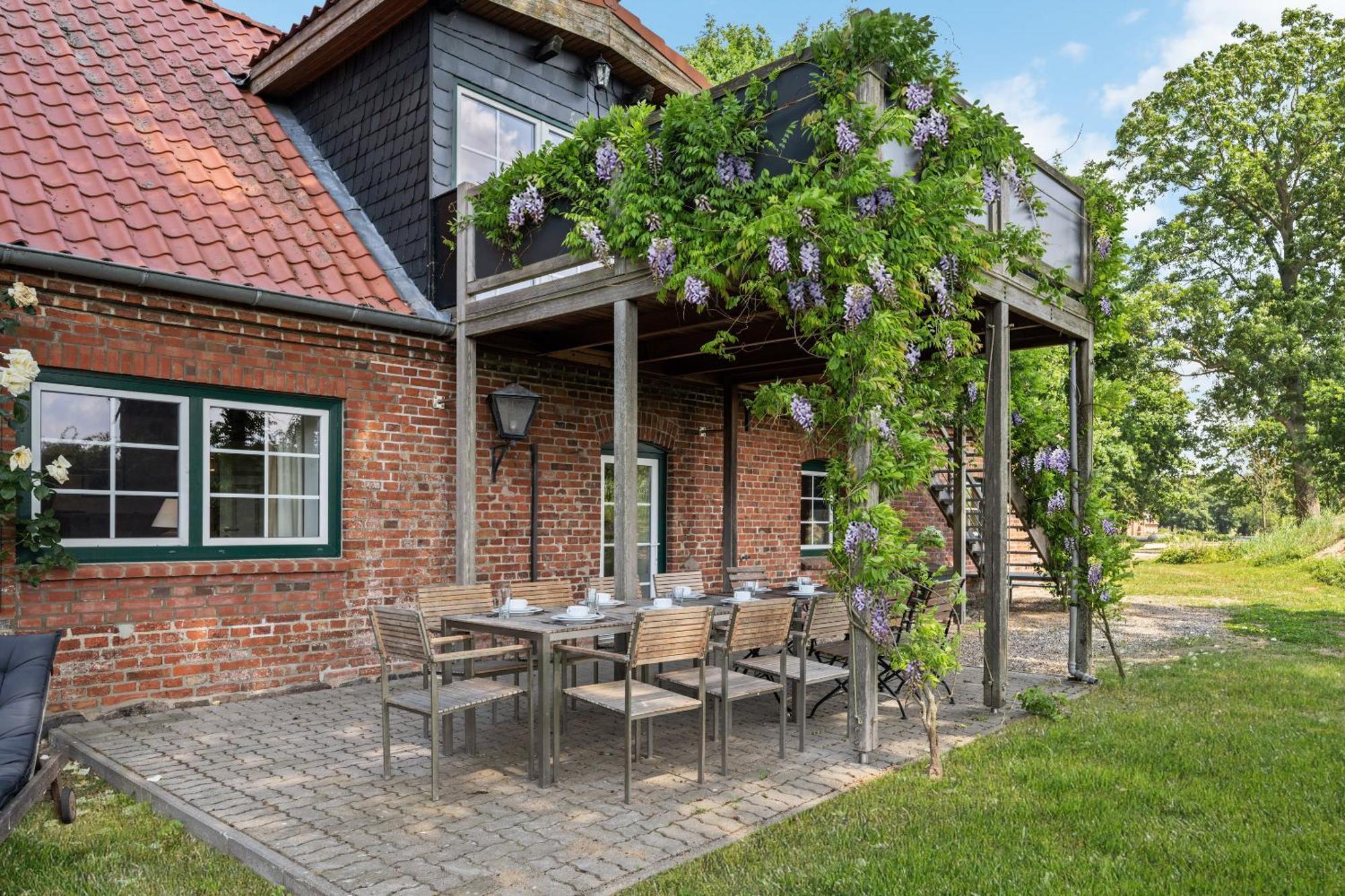 Ferienhaus "Altes Backhaus" - Gut Kletkamp 외부 사진